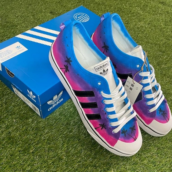 Addidas custom size 11.5 - Picture 8 of 8